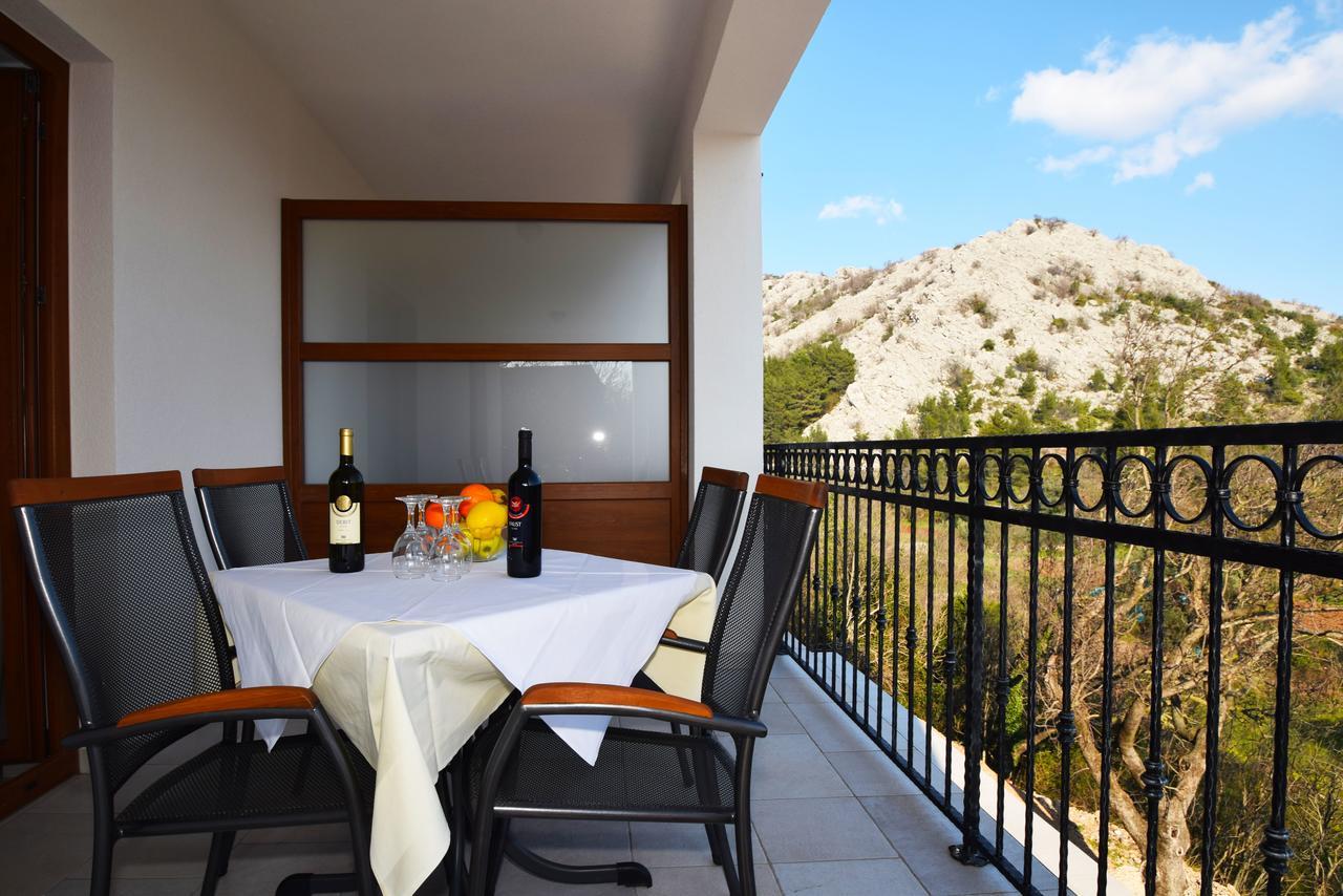 Apartments Paklenica Starigrad Paklenica Extérieur photo