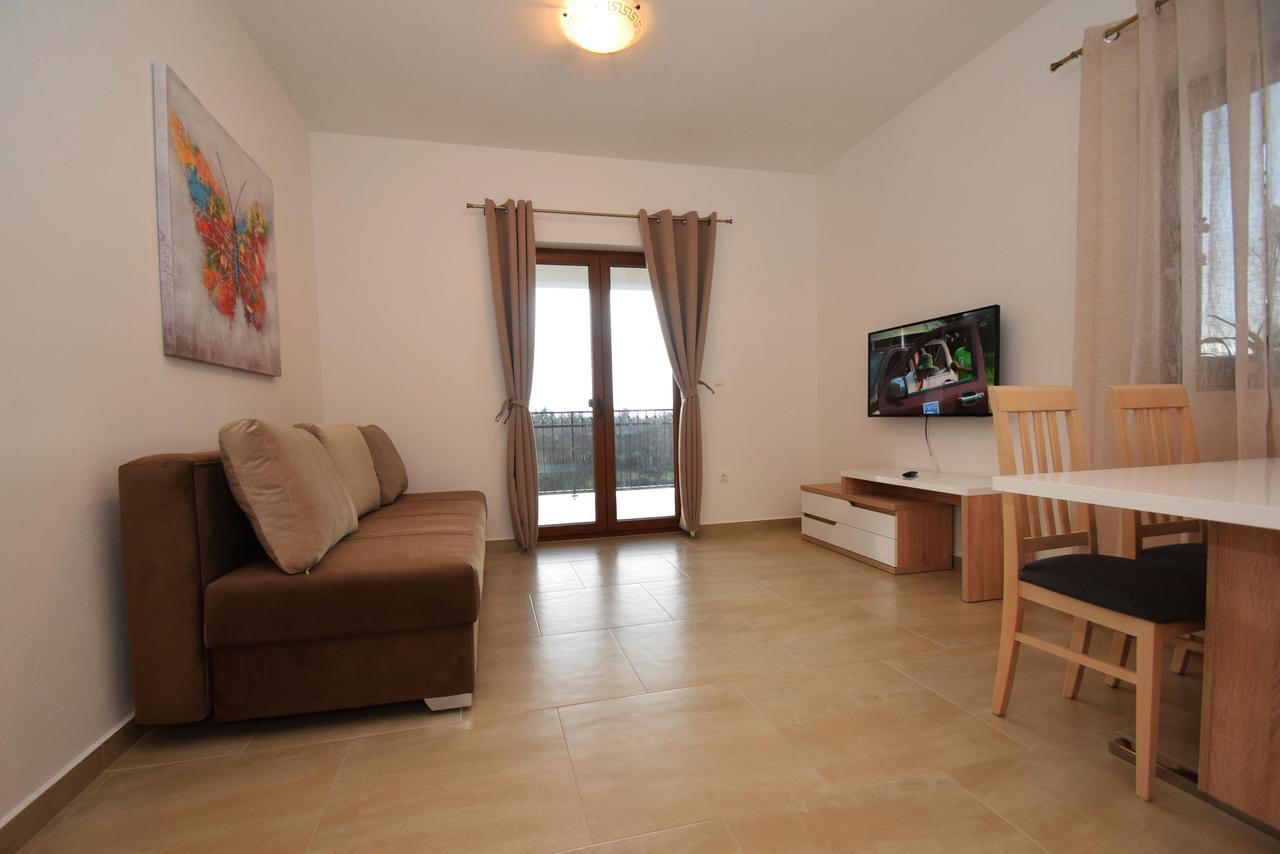 Apartments Paklenica Starigrad Paklenica Extérieur photo