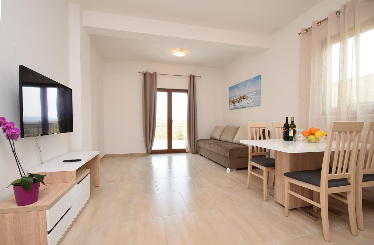 Apartments Paklenica Starigrad Paklenica Extérieur photo