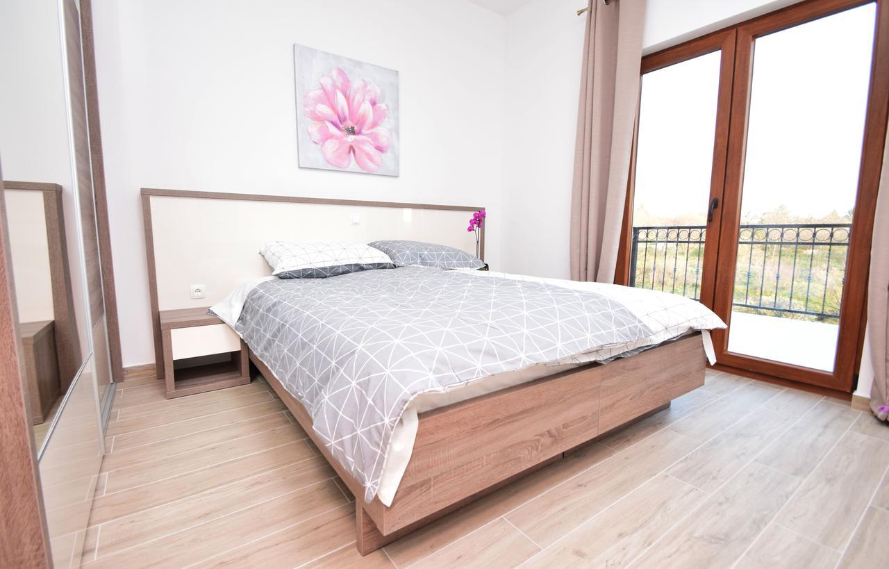 Apartments Paklenica Starigrad Paklenica Extérieur photo