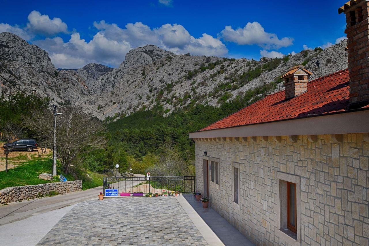 Apartments Paklenica Starigrad Paklenica Extérieur photo